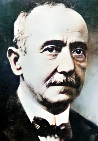 أمير الشعراء أحمد شوقي