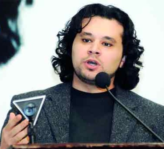 رحلة تميم البرغوثي الشعرية